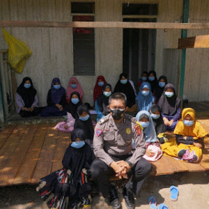 Aksi Personel Polres Berau, Tampung Puluhan Santri Cegah Penularan Covid-19