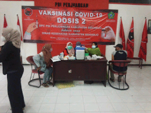 PDI Perjuangan Sidoarjo Gelar  Vaksinasi D2