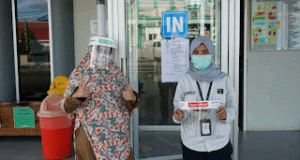 Face Shield Kreasi Anak Muda Berau Lawan Corona Dukungan PPM BC untuk Petugas Medis RSUD 