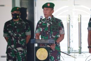 Tiga Prajurit Diberangkatkan ke Papua, Ini Pesan Brigjen Jangkung