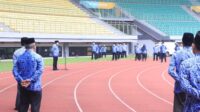 Plt. Wali Kota Bekasi Arahkan Challenge Lurah dan Camat Mengenai Pernyataan Pelayanan Kependudukan Gratis
