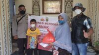 Polsek Palmerah Polres Metro Jakarta Barat Gelar Vaksinasi Covid-19 Door to Door Anak