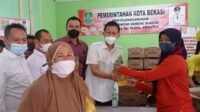 Pemkot Bekasi Laksanakan Operasi Minyak Goreng Subsidi di Kelurahan Kaliabang Tengah Kecamatan Bekasi Utara Hari ini