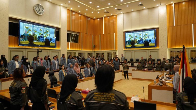 HIMA FISIP Universitas Moestopo DPR RI 1.jpeg