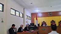 Sidang Perdana, Mantan Rektor Untad Palu Keberatan Atas Dakwaan Jaksa