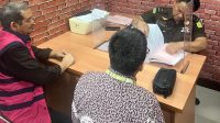 Jaksa Kejati DKI Jakarta Tahap ll Enam Tersangka Dugaan Korupsi Dapen Bukit Asam