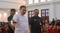 Pj. Wali Kota Bekasi Pastikan Malam Misa Natal Aman serta Lakukan Monitoring ke Sejumlah Gereja