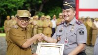 Gani Muhamad Serahkan empat Calon PPPK Ujikom Tertinggi Lulus ke Jenjang Tahapan