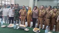 Raden Gani Muhamad Jelang Akhir Masa Jabatan Pamit dengan Fitri Widyati