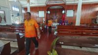 Polsek Pancur Batu Laksanakan Kegiatan Sosial dengan Membersihkan Tempat Ibadah GBKP Desa Hulu