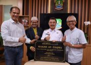 Harris Bobihoe Masjid Miliki Peran Strategis Cetak Generasi Pengembangan Ekonomi Syariah Hingga Pusat Kajian Keilmuan