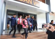 Kejati Kaltim Tahan 2 Tersangka Dugaan Korupsi Pemberian dan Pengelolaan Dana Hibah DBON