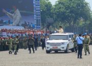 Rakyat Padati Jalan Kebesaran, Iringi Presiden Prabowo Menuju Upacara HUT ke-80 TNI