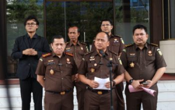 Kejagung Tahap II Nadiem Makarim bersama 3 Tersangka Lain ke Kejari Jakpus