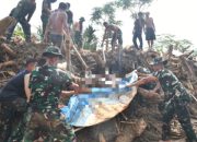 Satgas Gulben Kodam I/BB Berhasil Temukan dan Evakuasi Jenazah Korban Banjir di Tapanuli Selatan