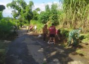 Bahu-Membahu, TNI dan Warga Masaran Kompak Cegah Longsor