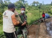 Kerja Sama Dalam Bingkai Kemanunggalan TNI dan Rakyat Dilokasi TMMD 127 Kodim Wonogiri