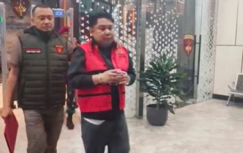 Kejagung Tahan 4 Tersangka Perkara Penyimpangan IUP Tambang Bauksit di Kalimantan Barat