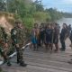 Koops TNI Habema Evakuasi 44 Pendulang Emas dari Gangguan OPM di Pegunungan Bintang