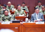 Panglima TNI dan Menhan RI Hadiri Raker Bersama Komisi I DPR RI