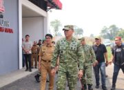Kunjungan Kerja Pangdam XXI/Radin Inten di Lampung Utara: Tinjau KDKMP Hingga Salurkan Bansos