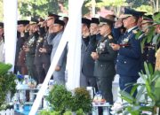 Pangdam XIX Tuanku Tambusai Hadiri Puncak Peringatan Hari Bhayangkara Ke-80 di Mapolda Riau