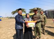 Tutup Latihan di Gresik, Menbanpur 2 Marinir Padukan Kesiapan Tempur dengan Aksi Sosial