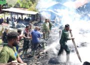 Kodim 1714/Puncak Jaya Reaksi Cepat Bantu Pemadaman Kebakaran di Kota Mulia