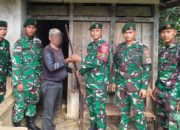 Gencarkan Kegiatan Komsos, Satgas Pamtas Yonarmed 13/Nanggala Terima Penyerahan Sukarela Senjata Api Rakitan dan Munisi dari Warga