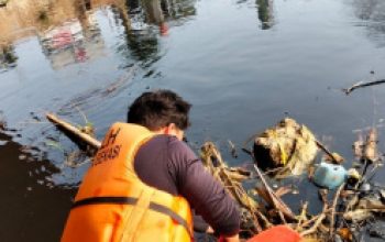 DLH Kota Bekasi Tindak Lanjuti Indikasi Pencemaran Kali Cileungsi Berdasarkan Hasil Pemantauan dan Uji Laboratorium
