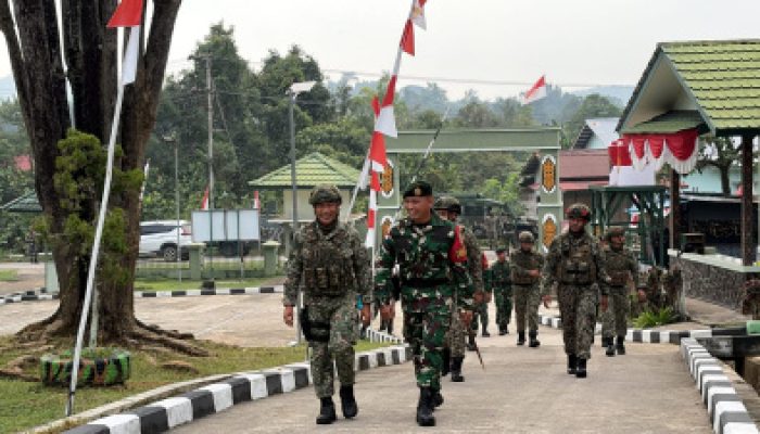 Pererat Hubungan Bilateral di Perbatasan, Pos Kotis Satgas Yonarmed 13/Nanggala Terima Kunjungan TDM